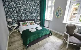 Zielony Apartament De Lux Dla 4 Osob Chorzow Katowice